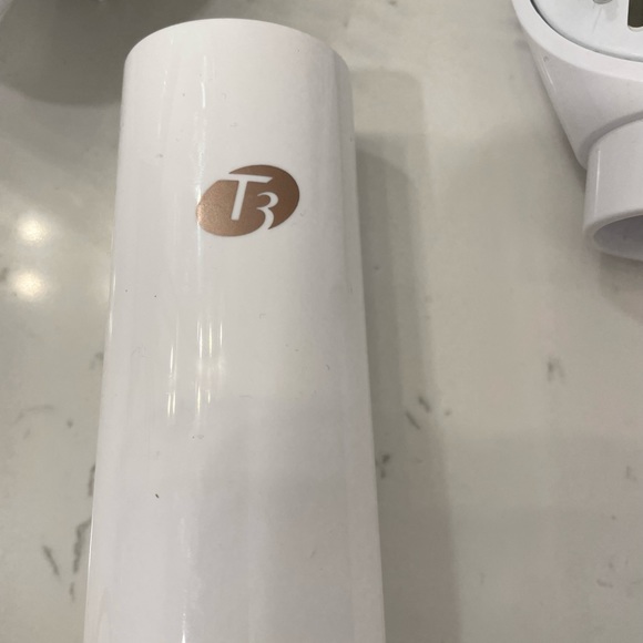 T3 AireBrush Duo Interchangeable Hot Air Blow Dry Brush - Picture 2 of 10